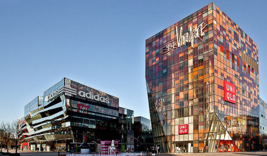 1504766266484408.png 優(yōu)衣庫(kù)公司.png